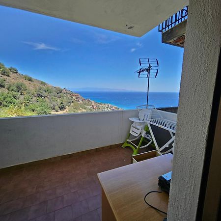 Nuova Casa Giulia Apartment Летояни Екстериор снимка