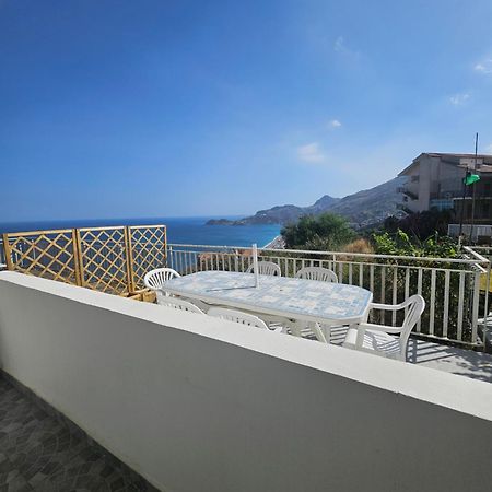 Nuova Casa Giulia Apartment Летояни Екстериор снимка