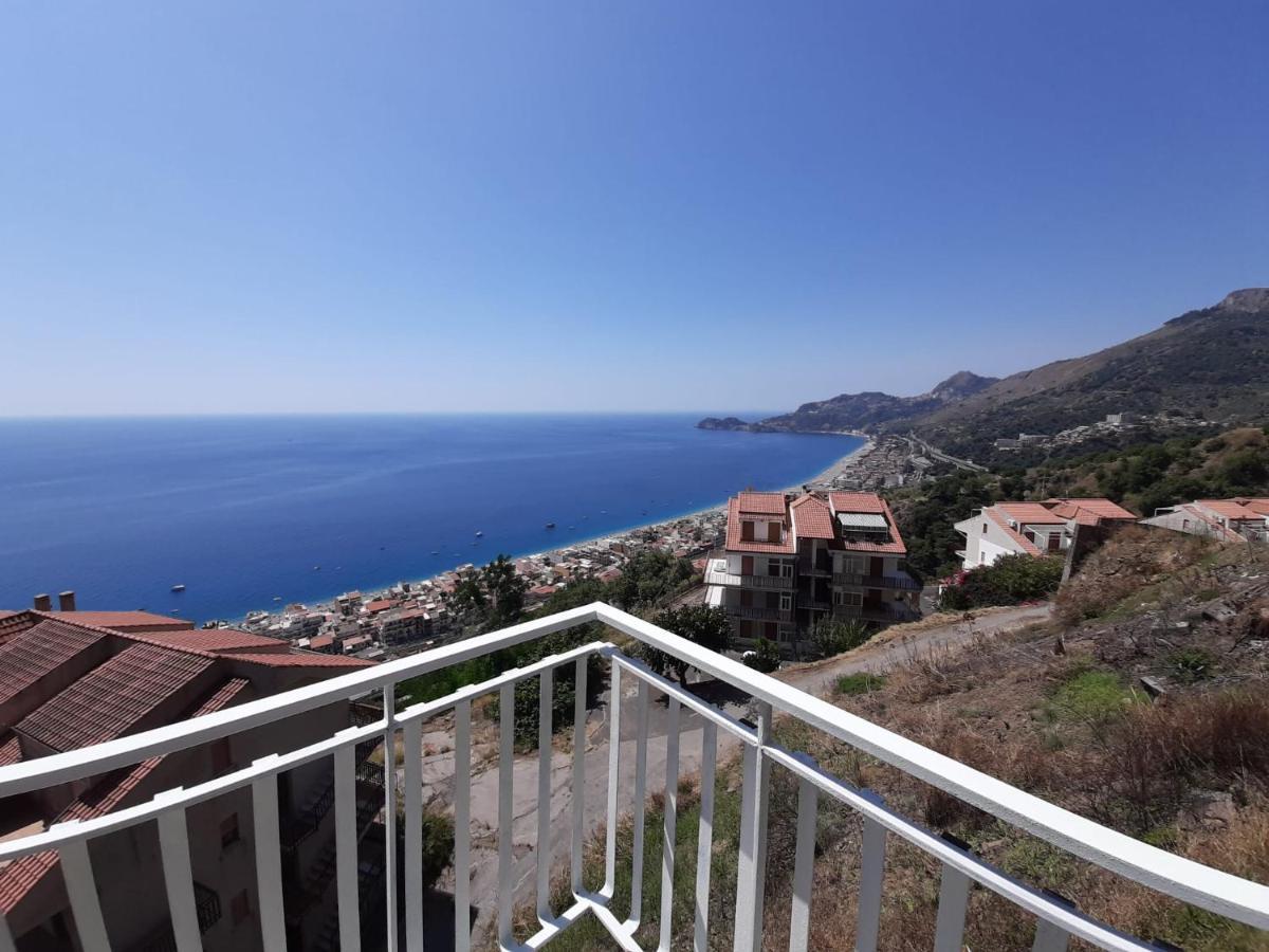 Nuova Casa Giulia Apartment Летояни Екстериор снимка
